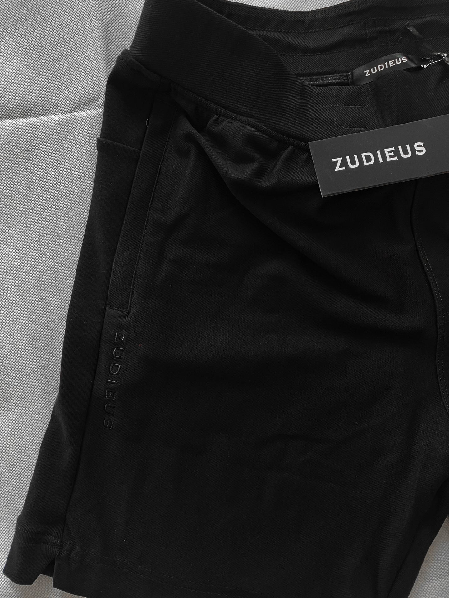 Zudieus Men's Short